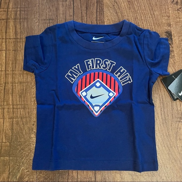 NWT Nike baby toddler boy 2 piece set shorts SS T-shirt 12 months - Picture 2 of 6